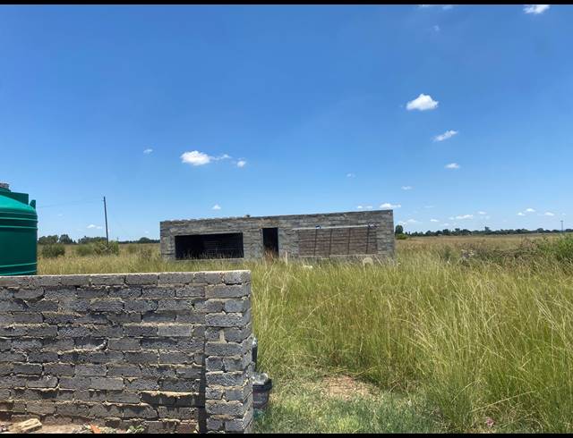 2 BEDROOM FREESTANDING FOR SALE IN NANESCOL